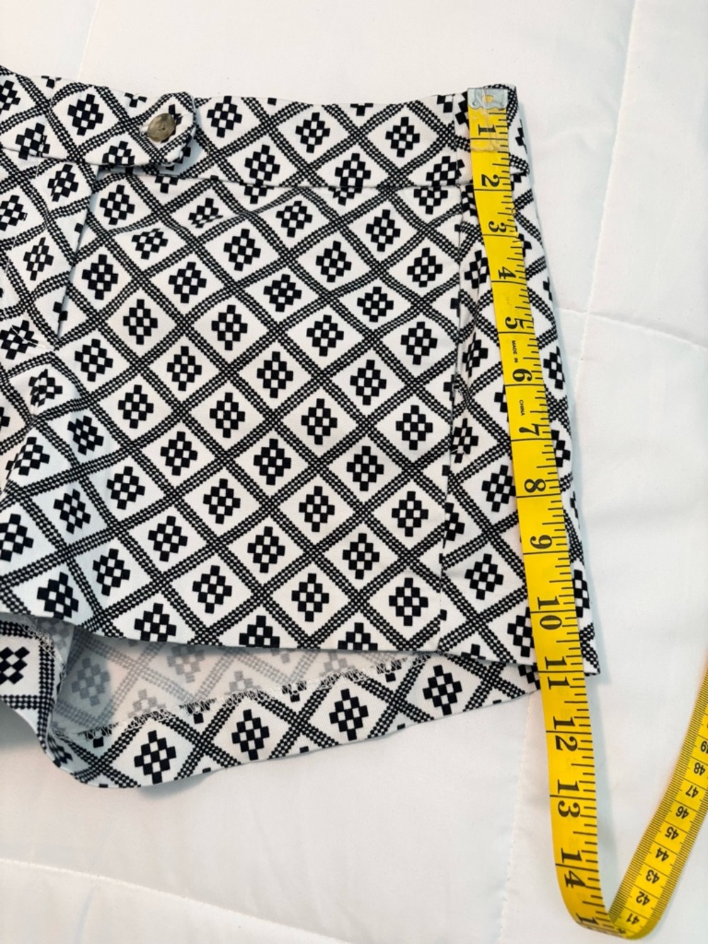 J. Crew Black and White Geometric Cotton Blend Shorts - Picture 7 of 8